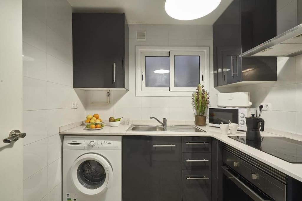 Bebarceloner Sant Andreu Apartments - 3 Bedrooms المظهر الخارجي الصورة